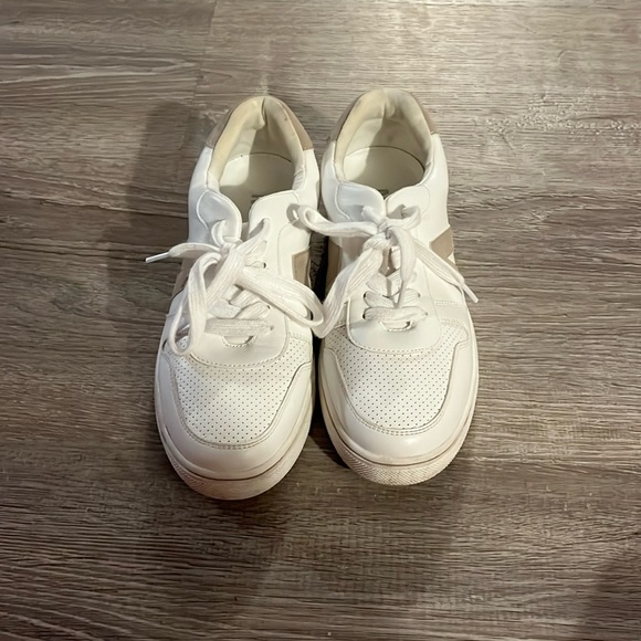 MIA Shoes - Sneakers,brand is MIA,size 6.5,color brown and white 🤩